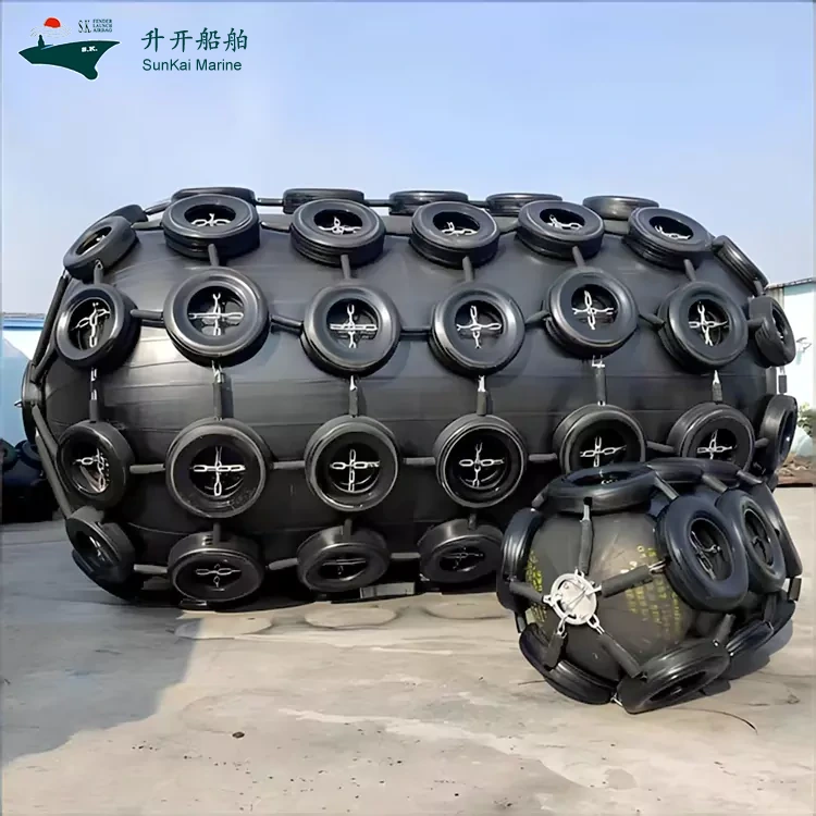 Siap Dikirim! Sejumlah Fender Laut untuk Dermaga Selesai di Qingdao SunKai Marine Supplies Co., Ltd., Siap Dikirim